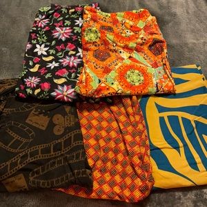 BUNDLE- 5 pairs of Lularoe TC Leggings